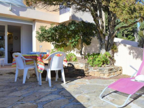 Appartement Le Lavandou, 2 pièces, 4 personnes - FR-1-251-341